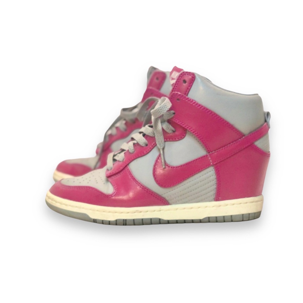 Women Nike Hidden High Heel Sneakers 7.5